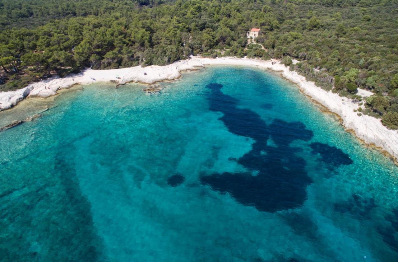 Apartments Villa Adrienne Mali Lošinj Dış mekan fotoğraf