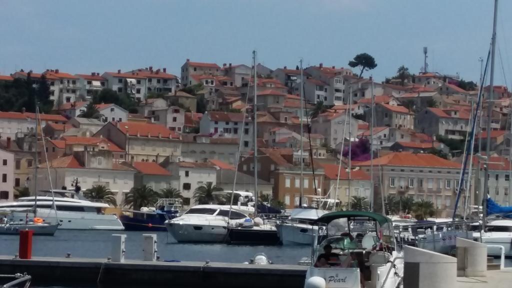Apartments Villa Adrienne Mali Lošinj Dış mekan fotoğraf