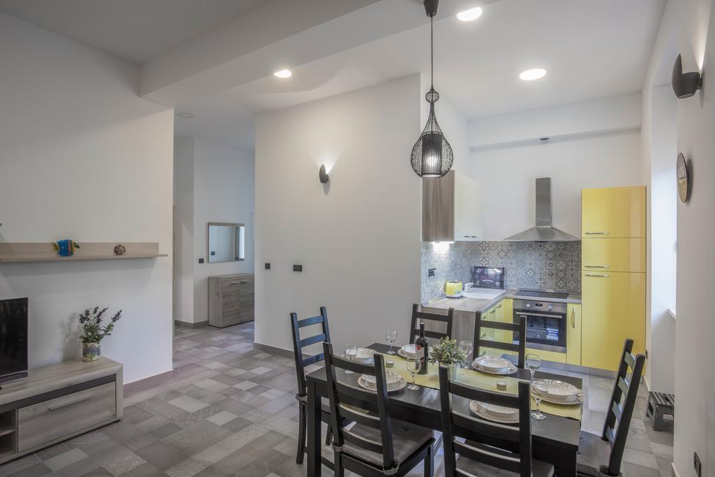 Apartments Villa Adrienne Mali Lošinj Dış mekan fotoğraf