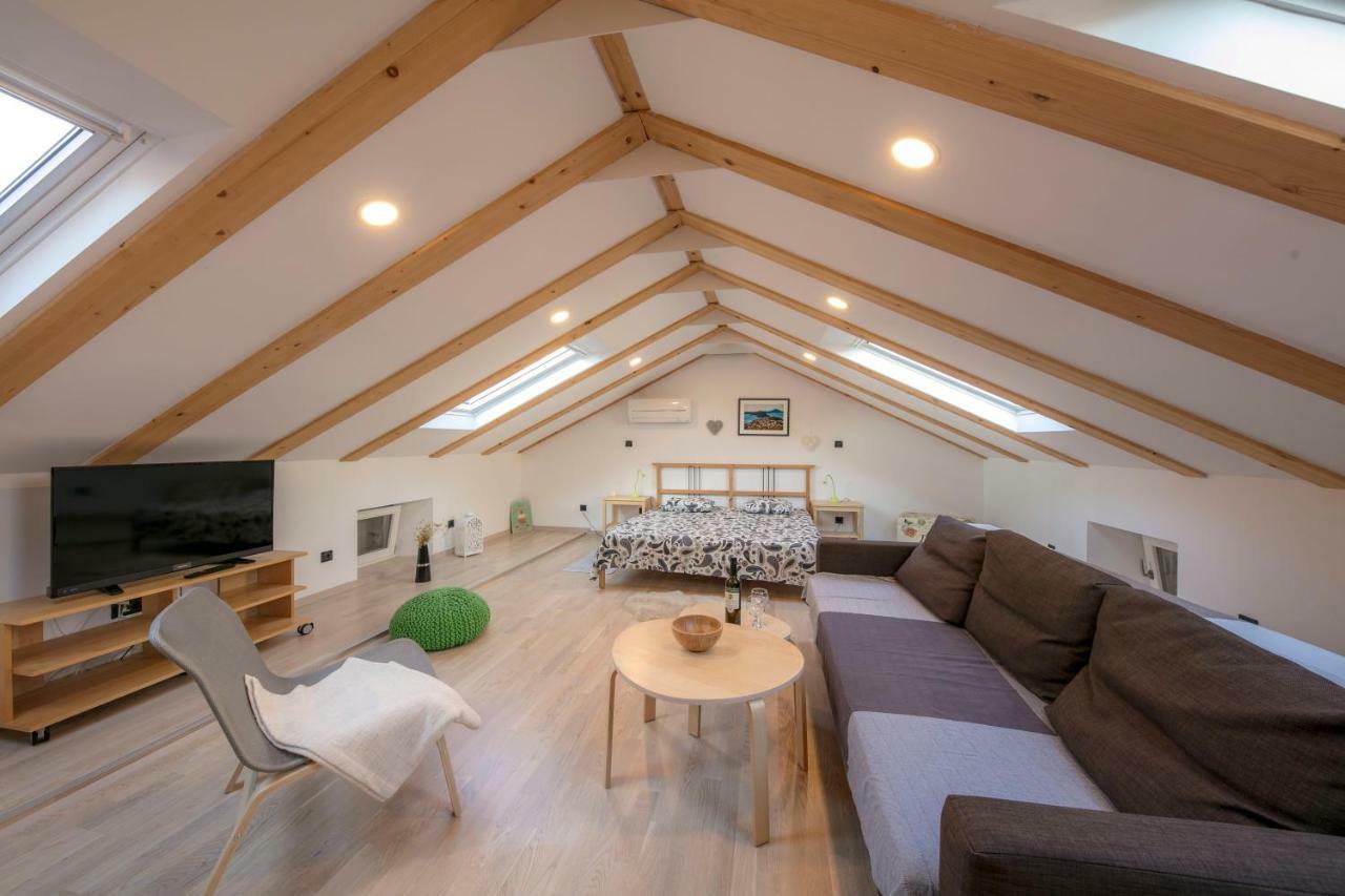 Apartments Villa Adrienne Mali Lošinj Dış mekan fotoğraf